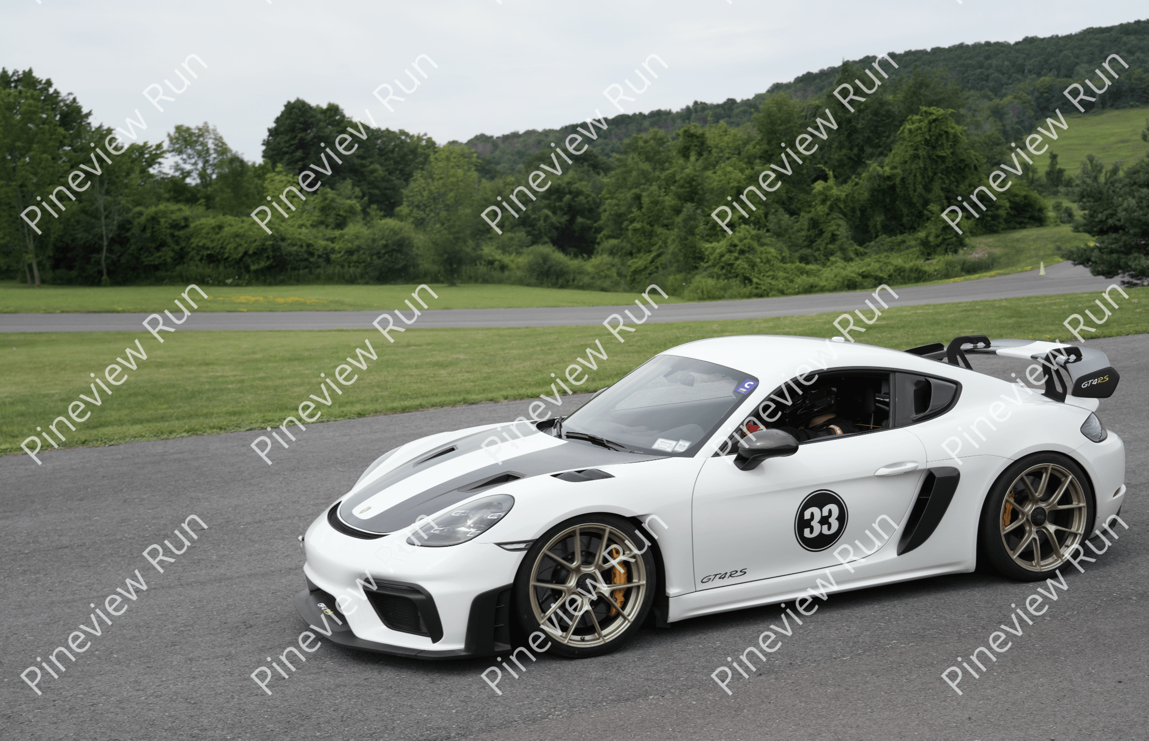 HOD_33_white